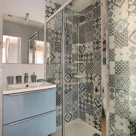 شقة Juan Les Pins Centre - Neuf Avec Terrasse - 3 Mins Des Plages - Jazz أنتيب