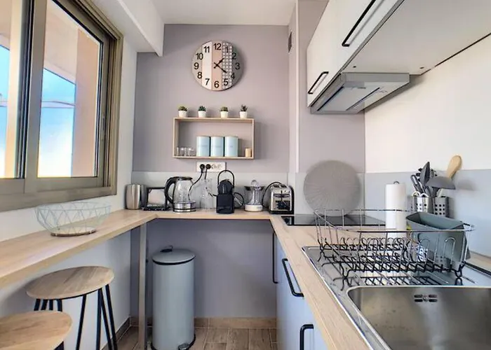 Appartement Juan Les Pins Centre - Neuf Avec Terrasse - 3 Mins Des Plages - Jazz *